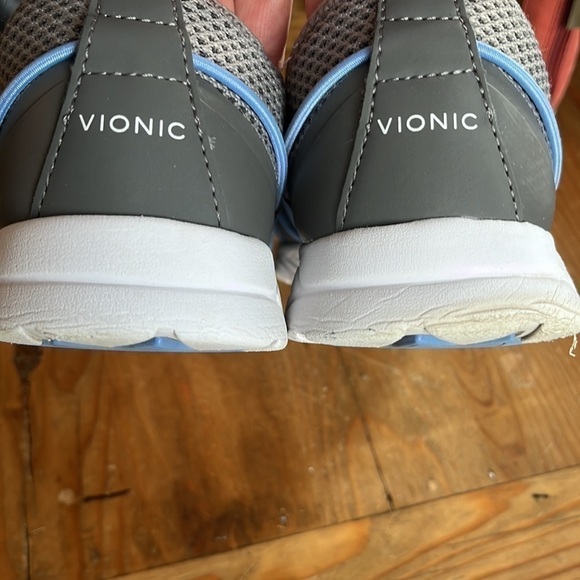 VIONIC Gray Jada Women’s Slip On Mesh Fitness Athletic Training Shoe Sneaker 7.5 - Picture 12 of 12